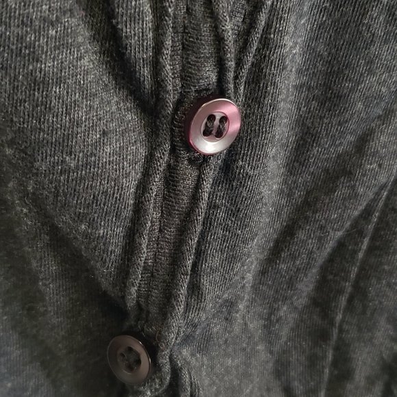 MENS ROGUE FASHION/GOTH GRAY HENLEY LONG SLEEVE SHIRT W/CUFF BUTTONS SIZE LARGE - Picture 5 of 11